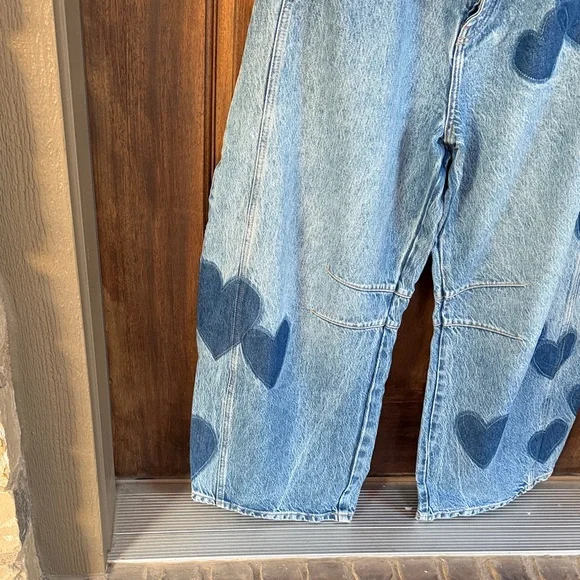 We The Free Light Blue Denim Hearts Barrel Jeans - Picture 4 of 8